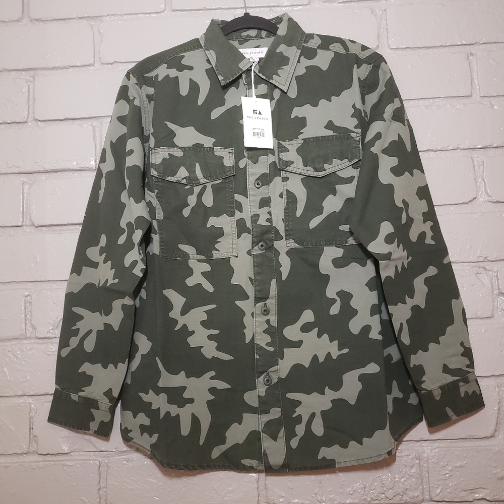 New with tags Camo Camouflage Military canvas jacket Shirt long sleeve size M Me